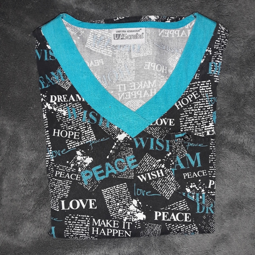 UA scrub top